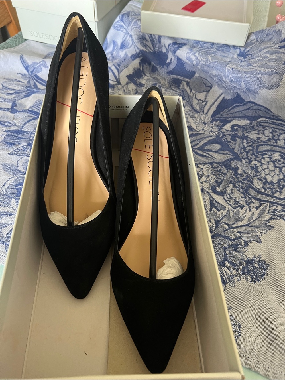 Sole Society Black Pointed-Toe Suede Pumps